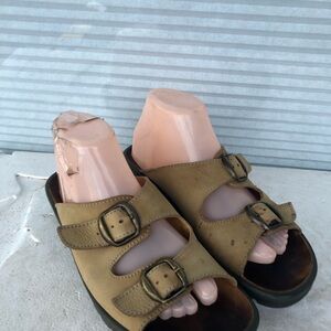 Romika Village 305 Women's Suede Tan Buckle Strap Sandals Size 40/9US